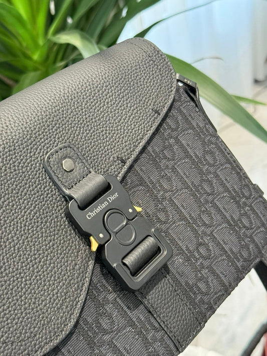 Serenityllâ„¢ 200105 Dior Bag