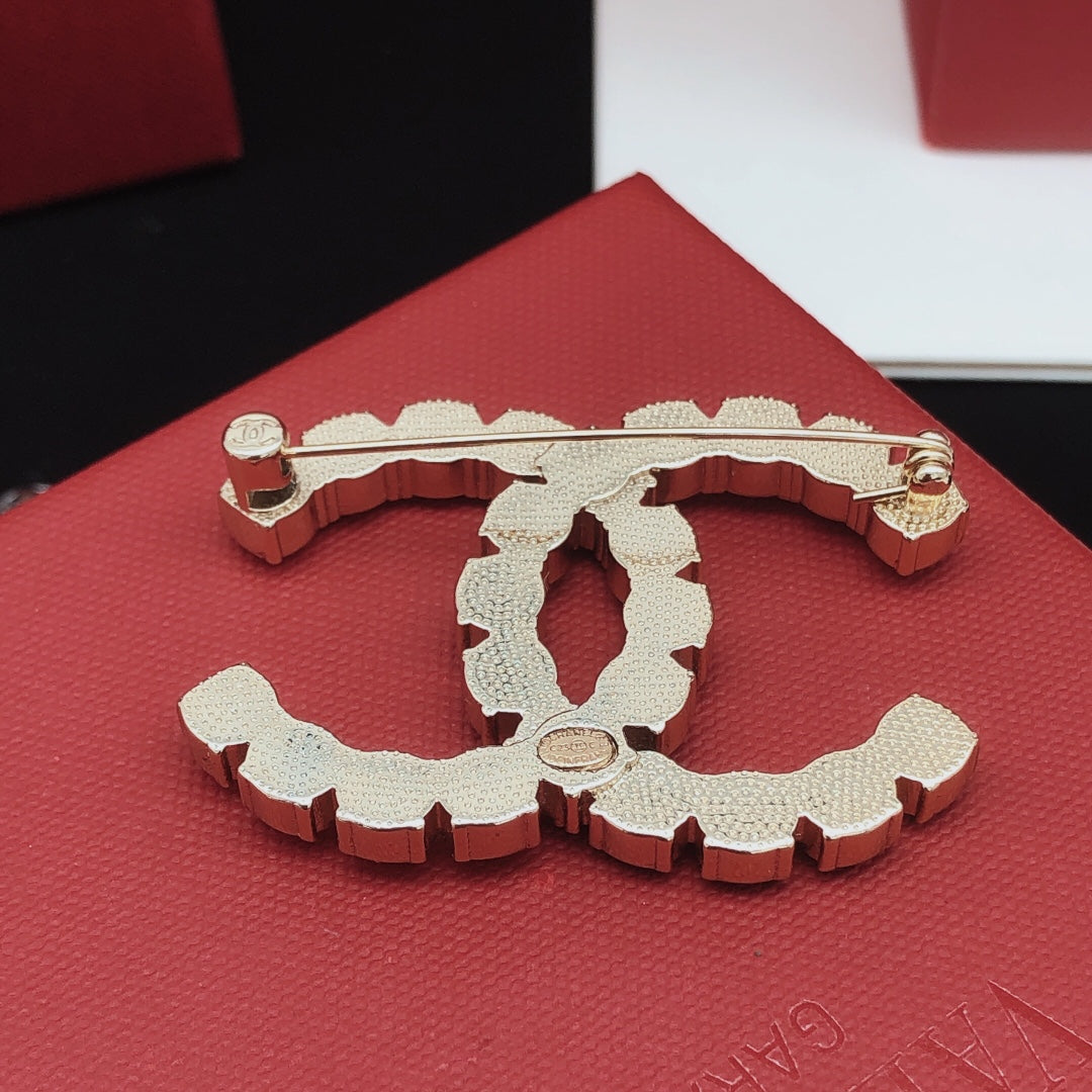 18K Chanel Color Crystals Brooch